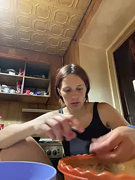 Lily Viola online show from 06/25/26, 07:40