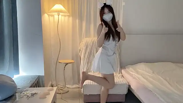  xiaoxinxin  online show from 06/23/26, 03:37