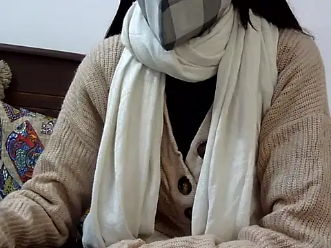 Snapshot of KiaraDoll002 chatting on 01/13/26, 06:18 KiaraDoll002 online show from 01/13/26, 06:18