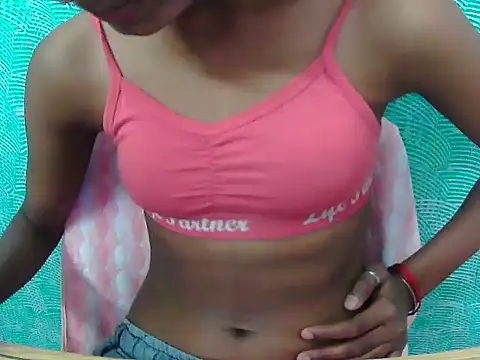 Snapshot of KiaraDoll002 chatting on 03/16/26, 05:44 KiaraDoll002 online show from 03/16/26, 05:44