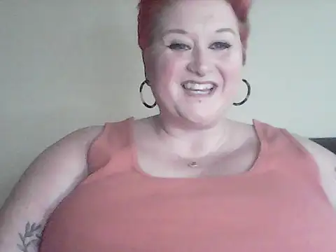 Snapshot of BustyRedxx chatting on 04/24/26, 09:56 BustyRedxx online show from 04/24/26, 09:56