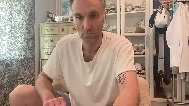 Snapshot of wolverinedream chatting on 07/17/26, 10:36 wolverinedream online show from 07/17/26, 10:36