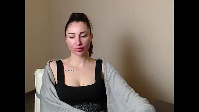 cammila horn online show from 02/03/26, 06:40