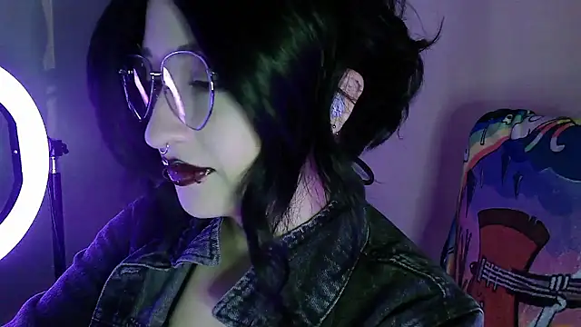 Snapshot of Aoidandelion chatting on 01/12/26, 11:43 Aoidandelion online show from 01/12/26, 11:43