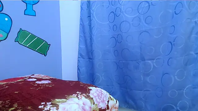 Snapshot of skinnysexzara18 chatting on 01/10/26, 01:40 skinnysexzara18 online show from 01/10/26, 01:40