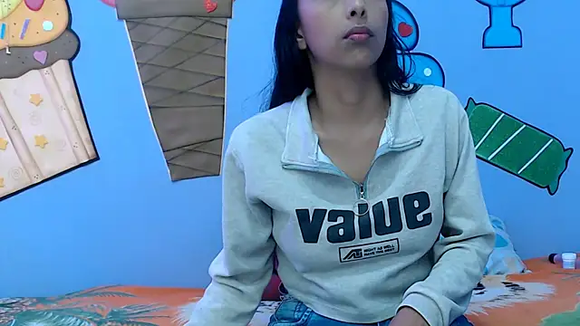 Snapshot of skinnysexzara18 chatting on 01/16/26, 01:20 skinnysexzara18 online show from 01/16/26, 01:20