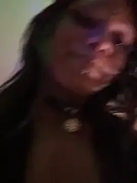 Snapshot of xouniq chatting on 02/05/26, 03:22 xouniq online show from 02/05/26, 03:22