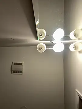 Snapshot of xouniq chatting on 03/04/26, 01:44 xouniq online show from 03/04/26, 01:44