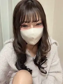 Snapshot of ri_wan chatting on 03/05/26, 02:13 ri wan online show from 03/05/26, 02:13