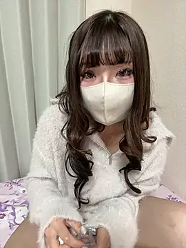 Snapshot of ri_wan chatting on 03/24/26, 10:42 ri wan online show from 03/24/26, 10:42