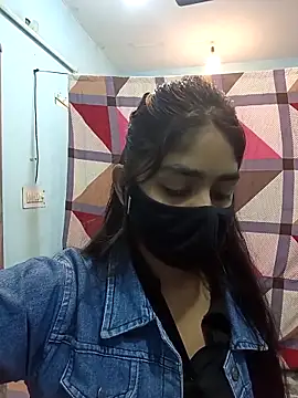 Snapshot of HotxMuskan chatting on 02/13/26, 10:00 HotxMuskan online show from 02/13/26, 10:00