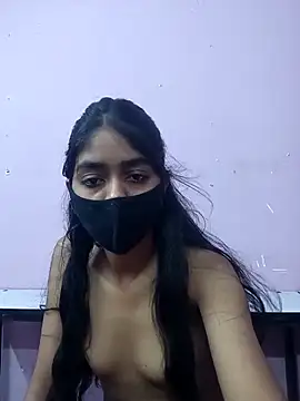 Snapshot of HotxMuskan chatting on 03/11/26, 03:23 HotxMuskan online show from 03/11/26, 03:23