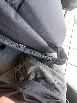 Snapshot of lerhma chatting on 02/11/26, 11:48 lerhma online show from 02/11/26, 11:48