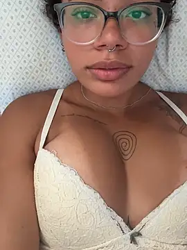 morceguinhapriv online show from 02/16/26, 07:21