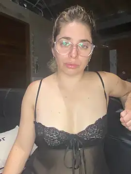 soyanahii online show from 05/06/26, 08:19