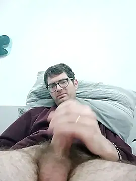 Snapshot of Cum-_ chatting on 01/18/26, 04:33 Cum- online show from 01/18/26, 04:33