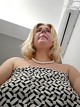 Amelia9798 online show from 05/11/26, 05:43