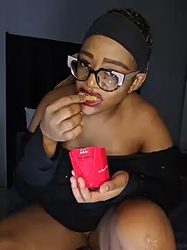 Snapshot of Sultrydiva1 chatting on 02/01/26, 06:50 Sultrydiva1 online show from 02/01/26, 06:50