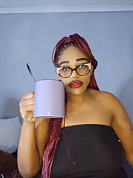 Snapshot of Sultrydiva1 chatting on 02/14/26, 09:39 Sultrydiva1 online show from 02/14/26, 09:39