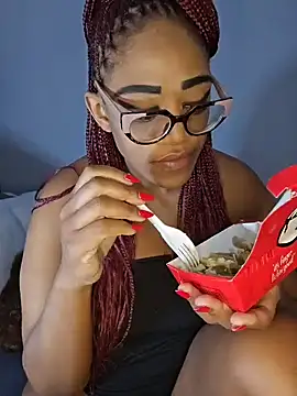 Snapshot of Sultrydiva1 chatting on 02/15/26, 08:35 Sultrydiva1 online show from 02/15/26, 08:35