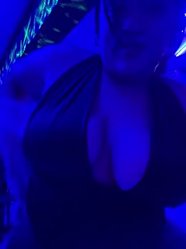 Snapshot of Datoka_adrenaline chatting on 03/19/26, 01:53 Datoka adrenaline online show from 03/19/26, 01:53