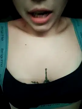 Snapshot of Sexyhanna14 chatting on 02/03/26, 10:26 Sexyhanna14 online show from 02/03/26, 10:26