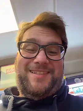 Snapshot of Dominic2295 chatting on 02/18/26, 05:14 Dominic2295 online show from 02/18/26, 05:14