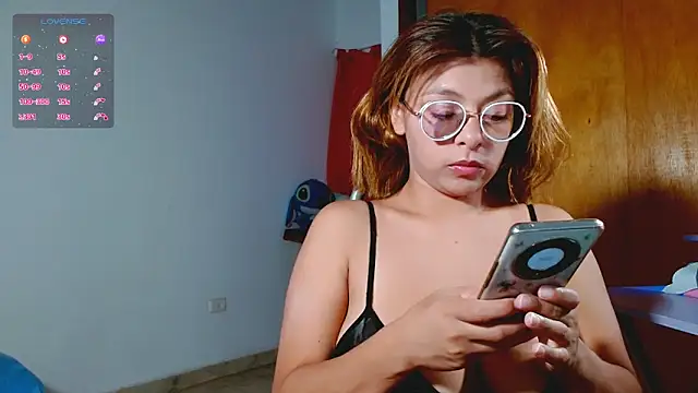 Snapshot of Princess_Venus chatting on 03/28/26, 04:12 Princess Venus online show from 03/28/26, 04:12