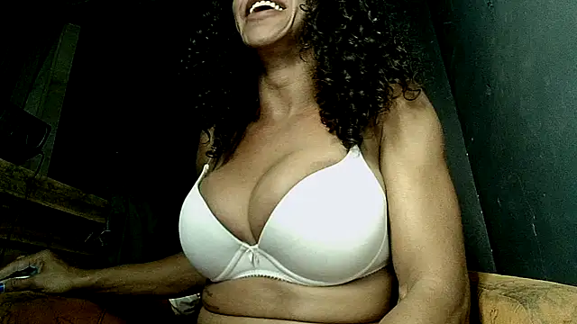 paolla23cm brasil online show from 05/14/26, 03:24