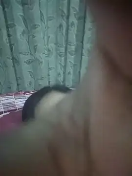 momo loves online show from 06/08/26, 04:40