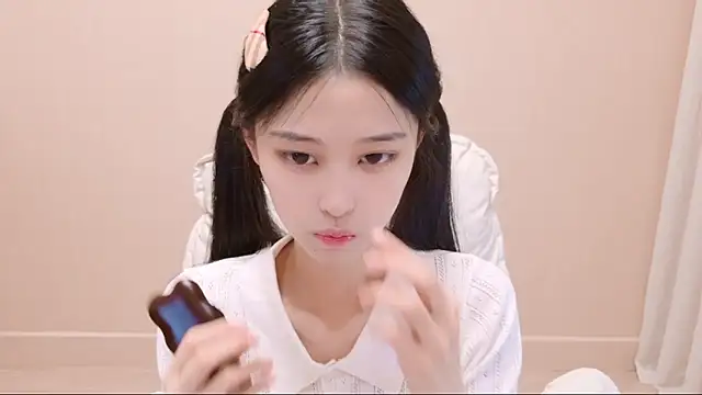iiiiiiiiiu online show from 05/11/26, 01:28