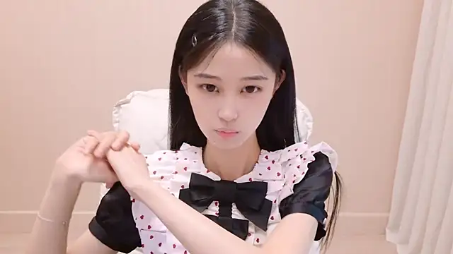 iiiiiiiiiu online show from 05/24/26, 01:38