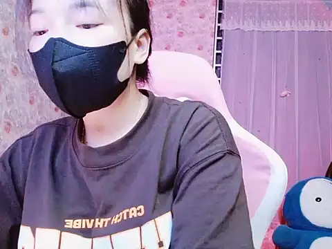 -Tamy- online show from 04/25/26, 02:14