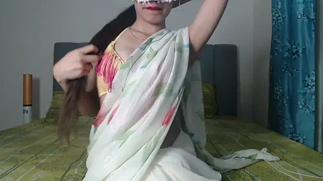 Hottie heer online show from 04/27/26, 05:22