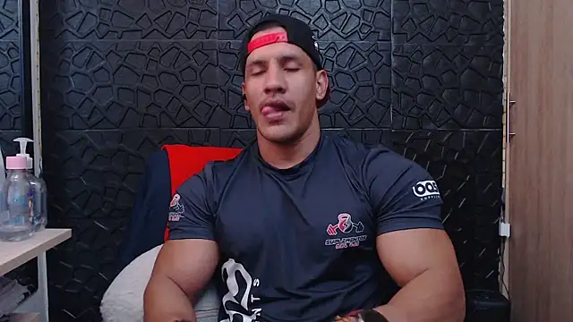 Snapshot of viktor_herrera chatting on 01/11/26, 06:46 viktor herrera online show from 01/11/26, 06:46