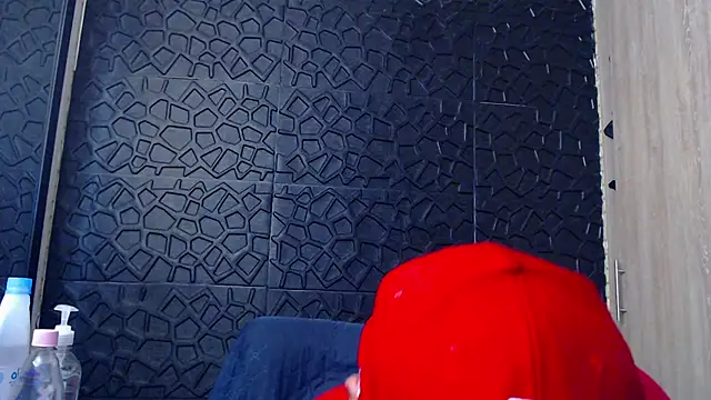 Snapshot of viktor_herrera chatting on 01/17/26, 02:44 viktor herrera online show from 01/17/26, 02:44