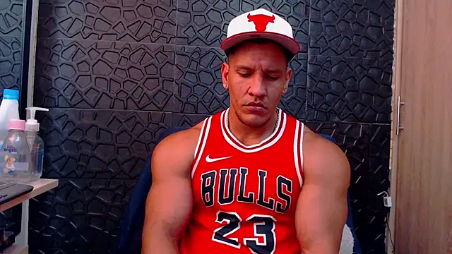 Snapshot of viktor_herrera chatting on 02/11/26, 04:12 viktor herrera online show from 02/11/26, 04:12