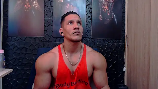 Snapshot of viktor_herrera chatting on 03/10/26, 05:07 viktor herrera online show from 03/10/26, 05:07