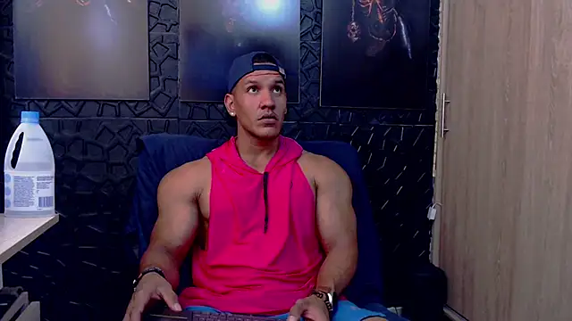 Snapshot of viktor_herrera chatting on 03/16/26, 03:05 viktor herrera online show from 03/16/26, 03:05