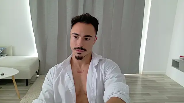 Snapshot of Master_Lukas chatting on 05/13/26, 11:51 Master Lukas online show from 05/13/26, 11:51