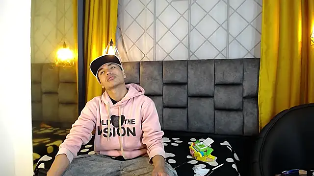 Snapshot of Maik_Russo chatting on 01/19/26, 11:36 Maik Russo online show from 01/19/26, 11:36