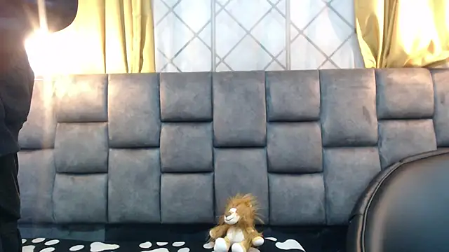 Snapshot of Maik_Russo chatting on 02/07/26, 11:36 Maik Russo online show from 02/07/26, 11:36