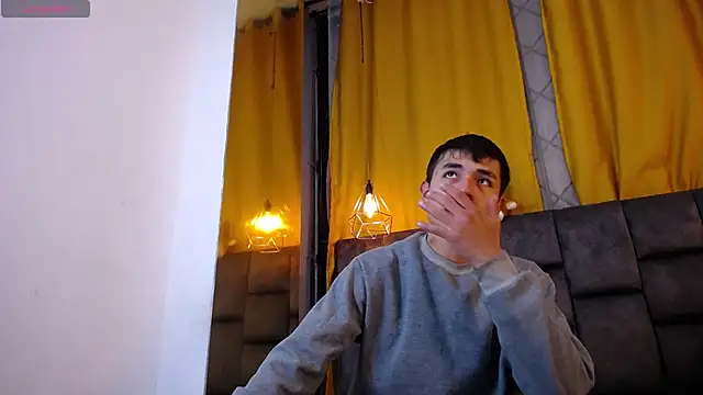 Snapshot of Maik_Russo chatting on 02/16/26, 12:01 Maik Russo online show from 02/16/26, 12:01