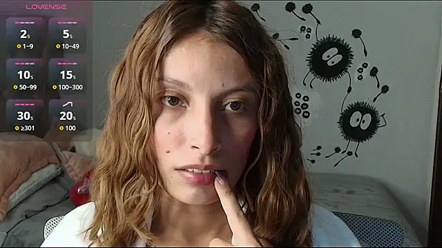 Snapshot of Sweet_moon_v_ chatting on 03/04/26, 07:53 Sweet moon v online show from 03/04/26, 07:53