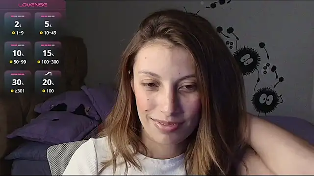 Snapshot of Sweet_moon_v_ chatting on 03/14/26, 11:32 Sweet moon v online show from 03/14/26, 11:32