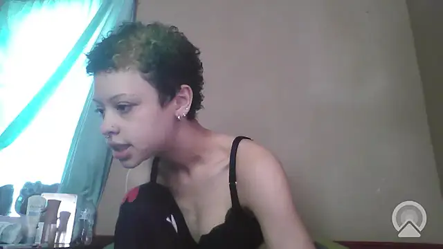 Snapshot of jojosbizarrelyf chatting on 01/10/26, 05:15 jojosbizarrelyf online show from 01/10/26, 05:15