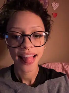 Snapshot of jojosbizarrelyf chatting on 02/05/26, 03:00 jojosbizarrelyf online show from 02/05/26, 03:00