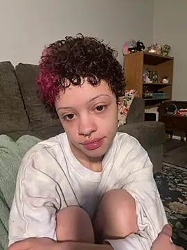 Snapshot of jojosbizarrelyf chatting on 03/14/26, 02:06 jojosbizarrelyf online show from 03/14/26, 02:06