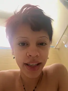 Snapshot of jojosbizarrelyf chatting on 03/23/26, 05:39 jojosbizarrelyf online show from 03/23/26, 05:39