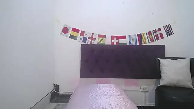 Little18Doll online show from 07/18/26, 10:35